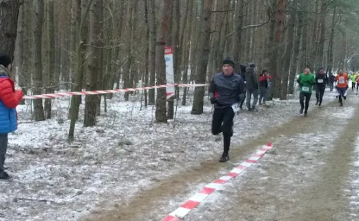 Biała Falenica. Zmrożona trasa sprzyjała rekordom - 6